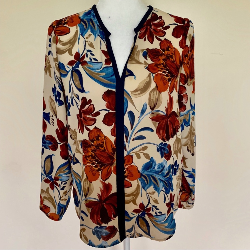 Zara Basic Cream Floral Long Sleeve Blouse